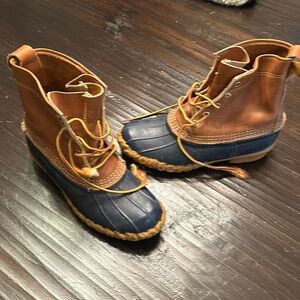 LL Bean Duck Boots - vintage size 8 women’s